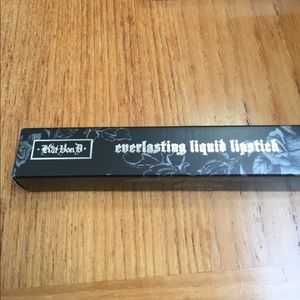 Kat Von D Liquid Lipstick, color Berlin